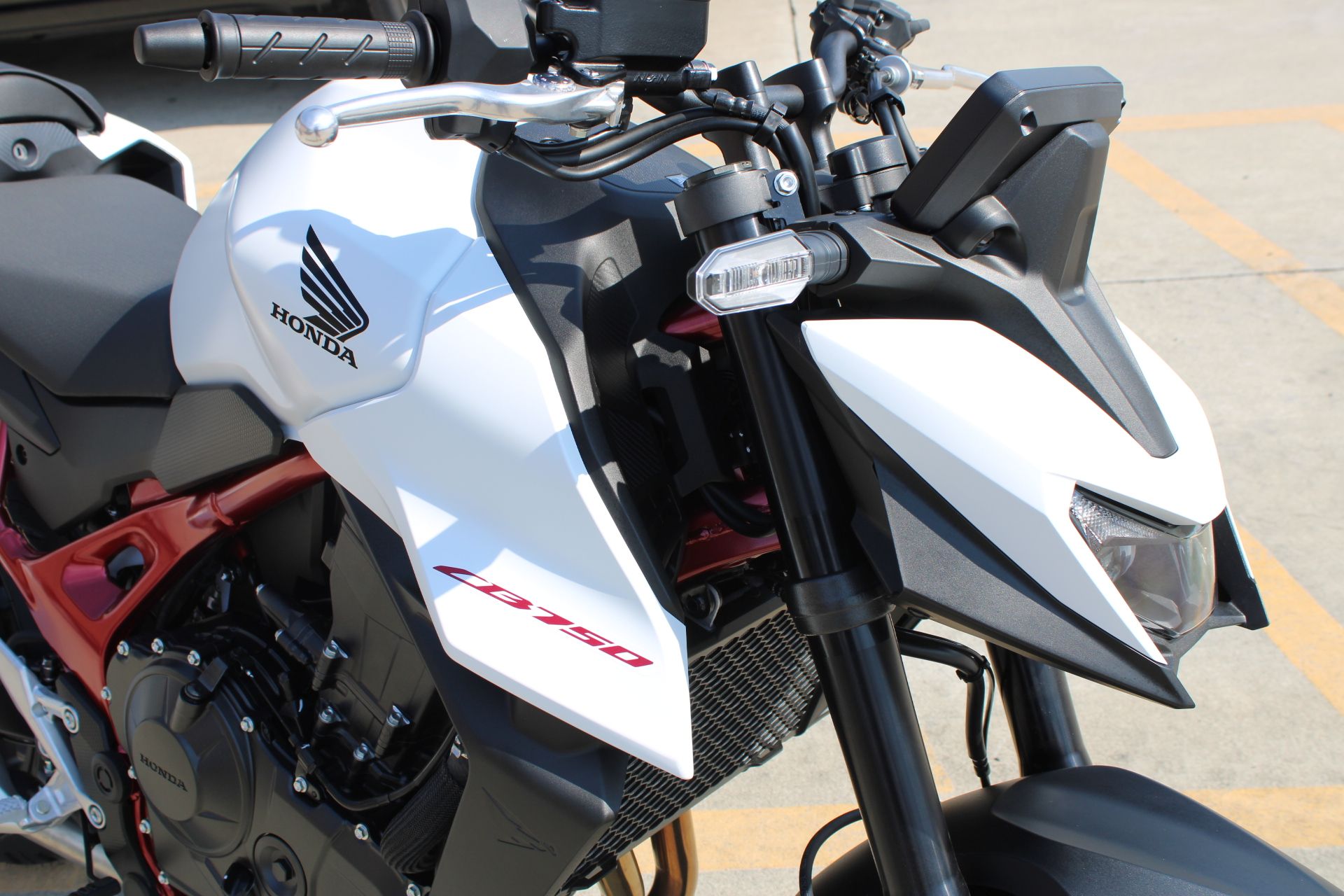 2025 Honda CB750 Hornet in The Dalles, Oregon - Photo 9