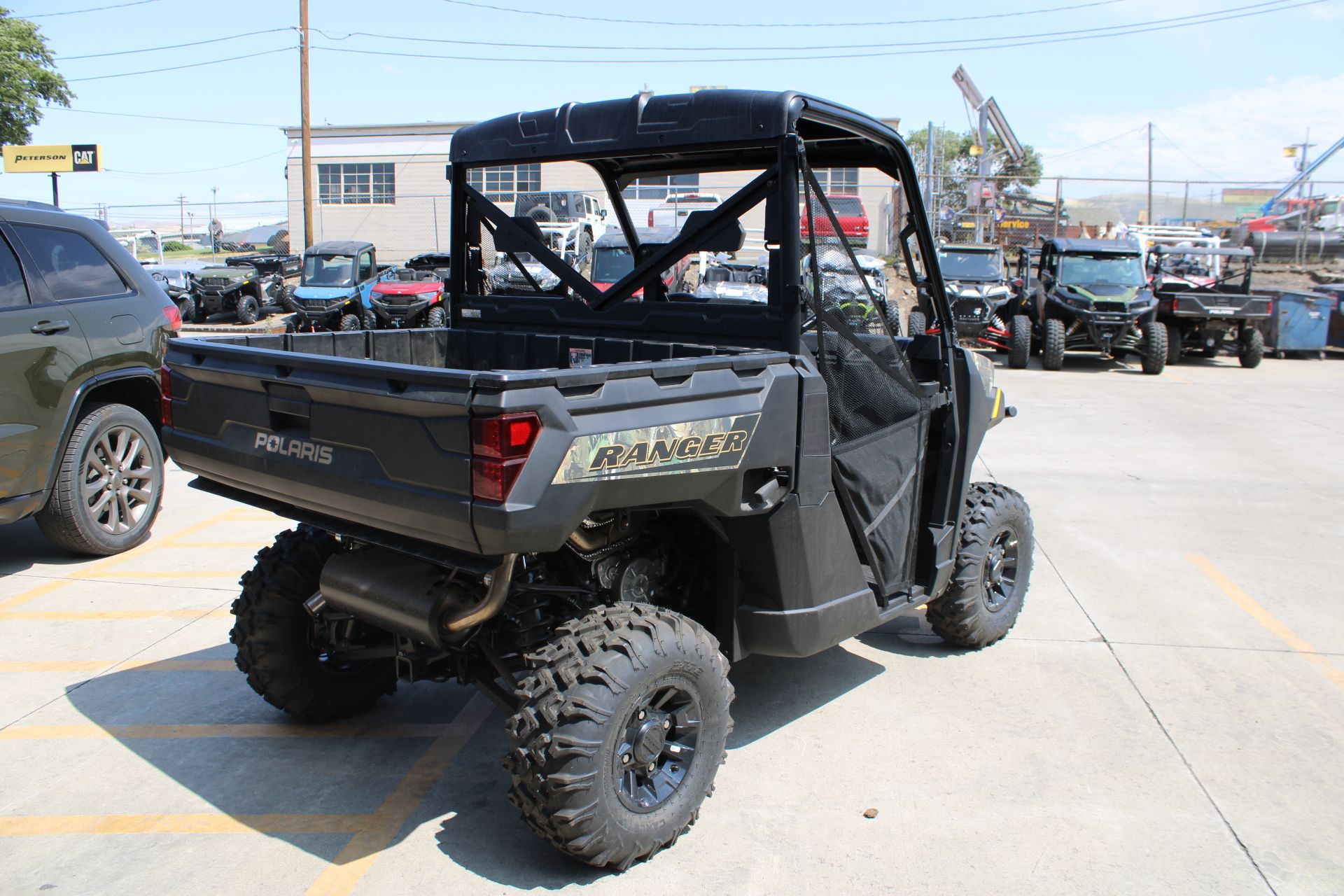 2025 Polaris Ranger 1000 Premium in The Dalles, Oregon - Photo 5