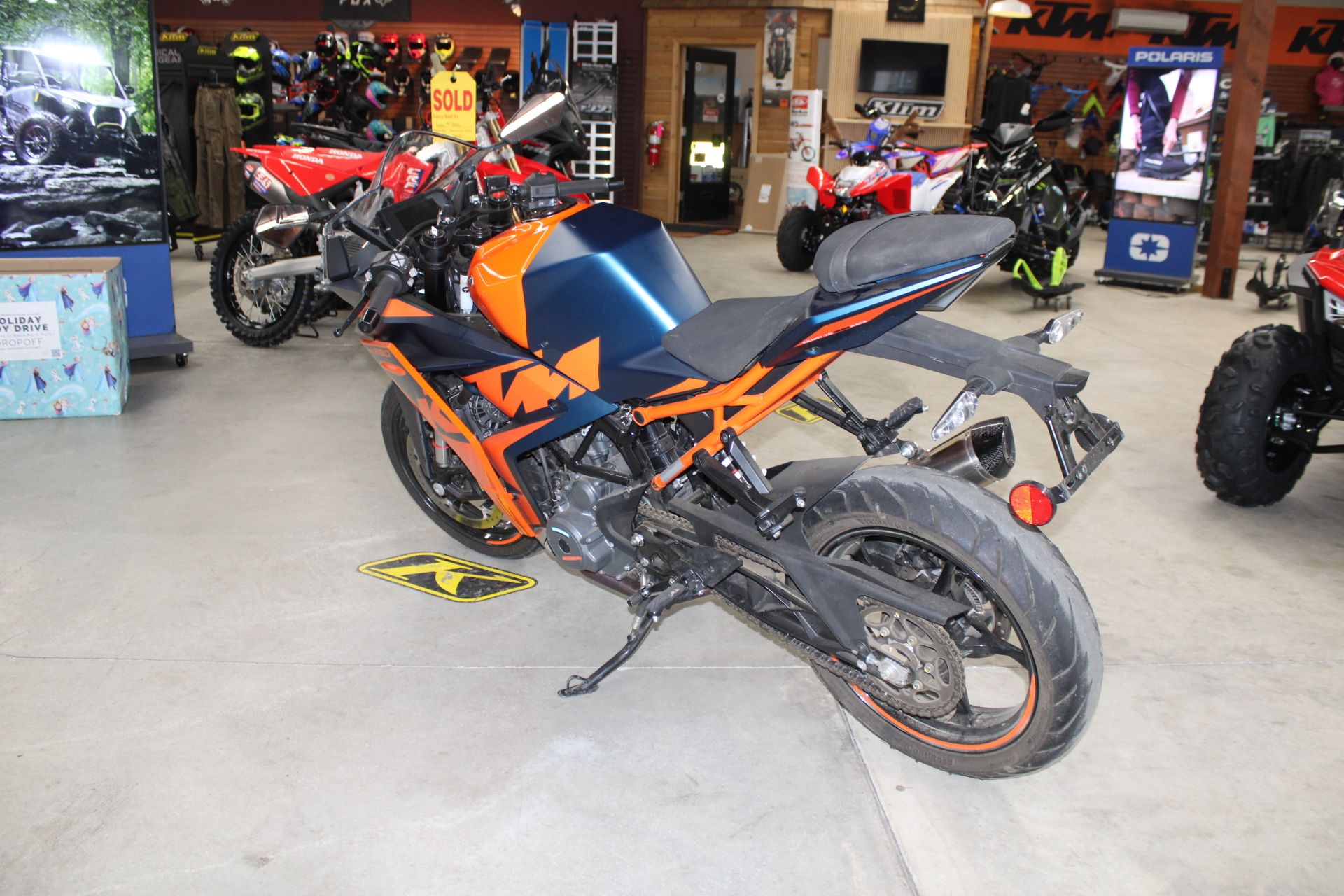 2022 KTM RC 390 in The Dalles, Oregon - Photo 8