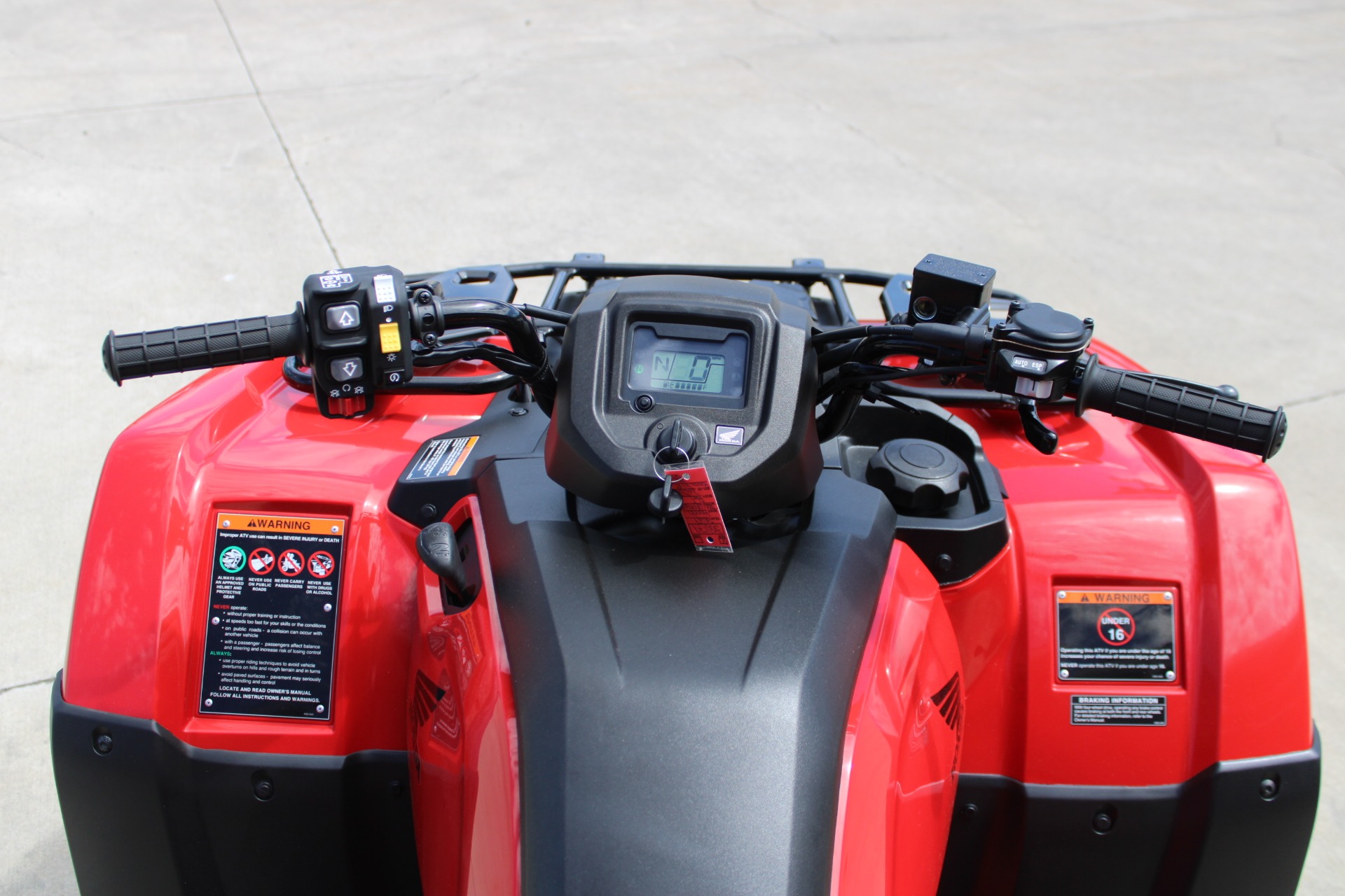 2027 Honda FourTrax Rancher 4x4 Automatic DCT IRS EPS in The Dalles, Oregon - Photo 9