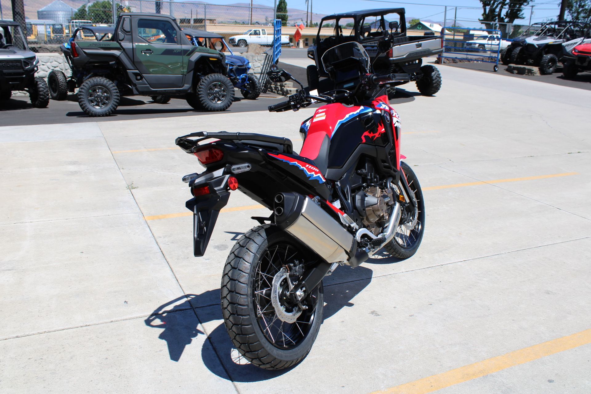 2024 Honda Africa Twin DCT in The Dalles, Oregon - Photo 7