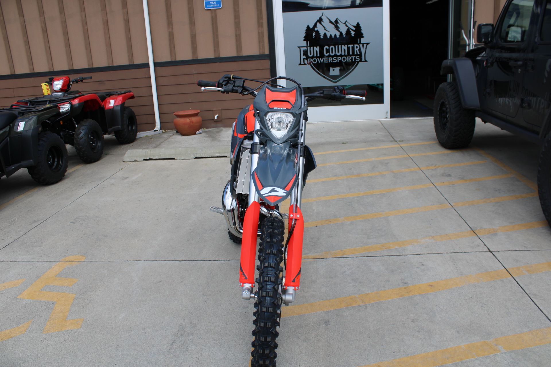 2025 Beta 300 Xtrainer in The Dalles, Oregon - Photo 2