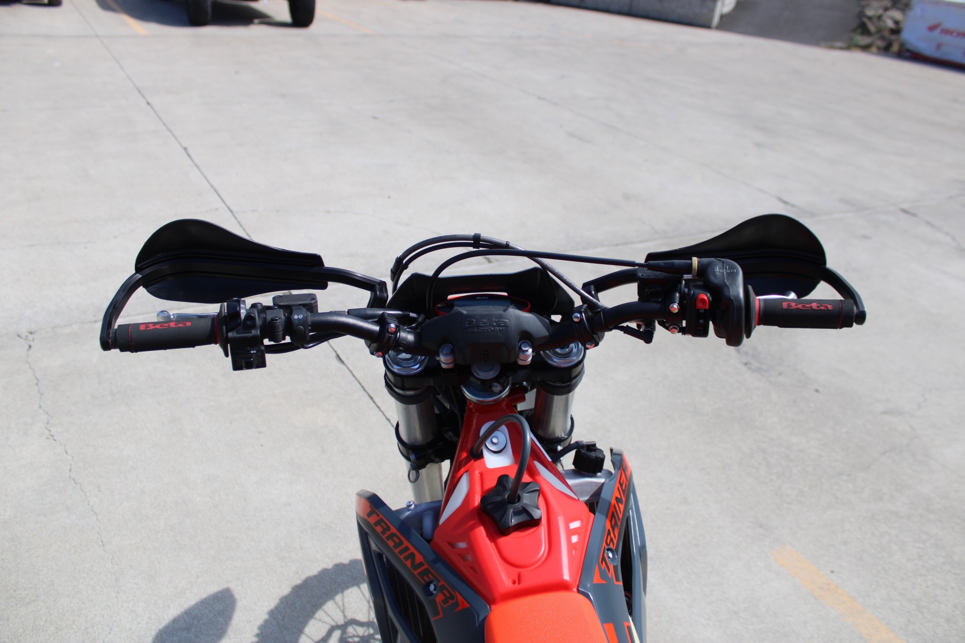 2025 Beta 300 Xtrainer in The Dalles, Oregon - Photo 9