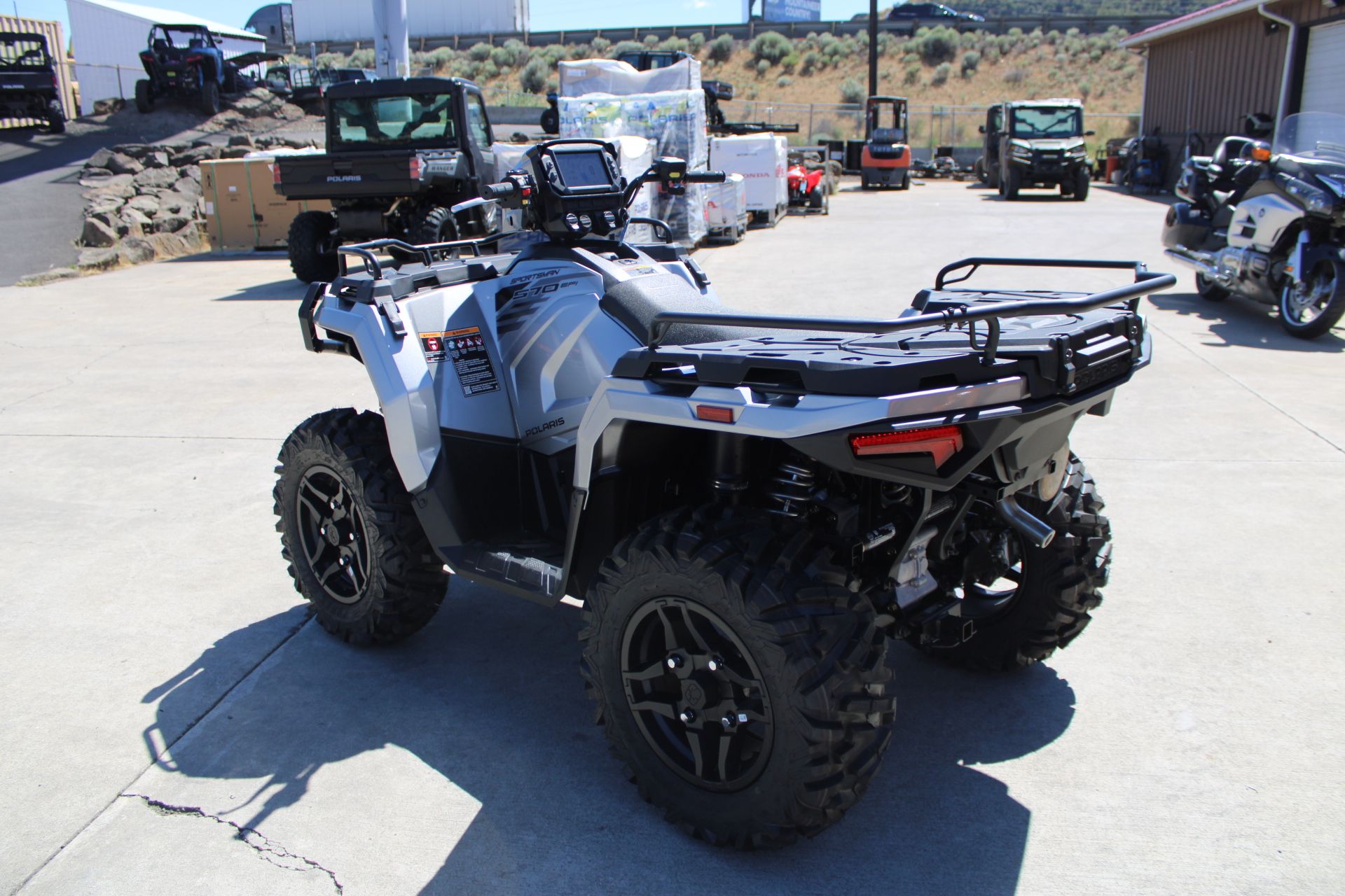 2026 Polaris Sportsman 570 Ultimate in The Dalles, Oregon - Photo 7