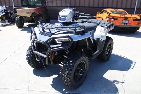 2026 Polaris Sportsman 570 Ultimate in The Dalles, Oregon - Photo 3