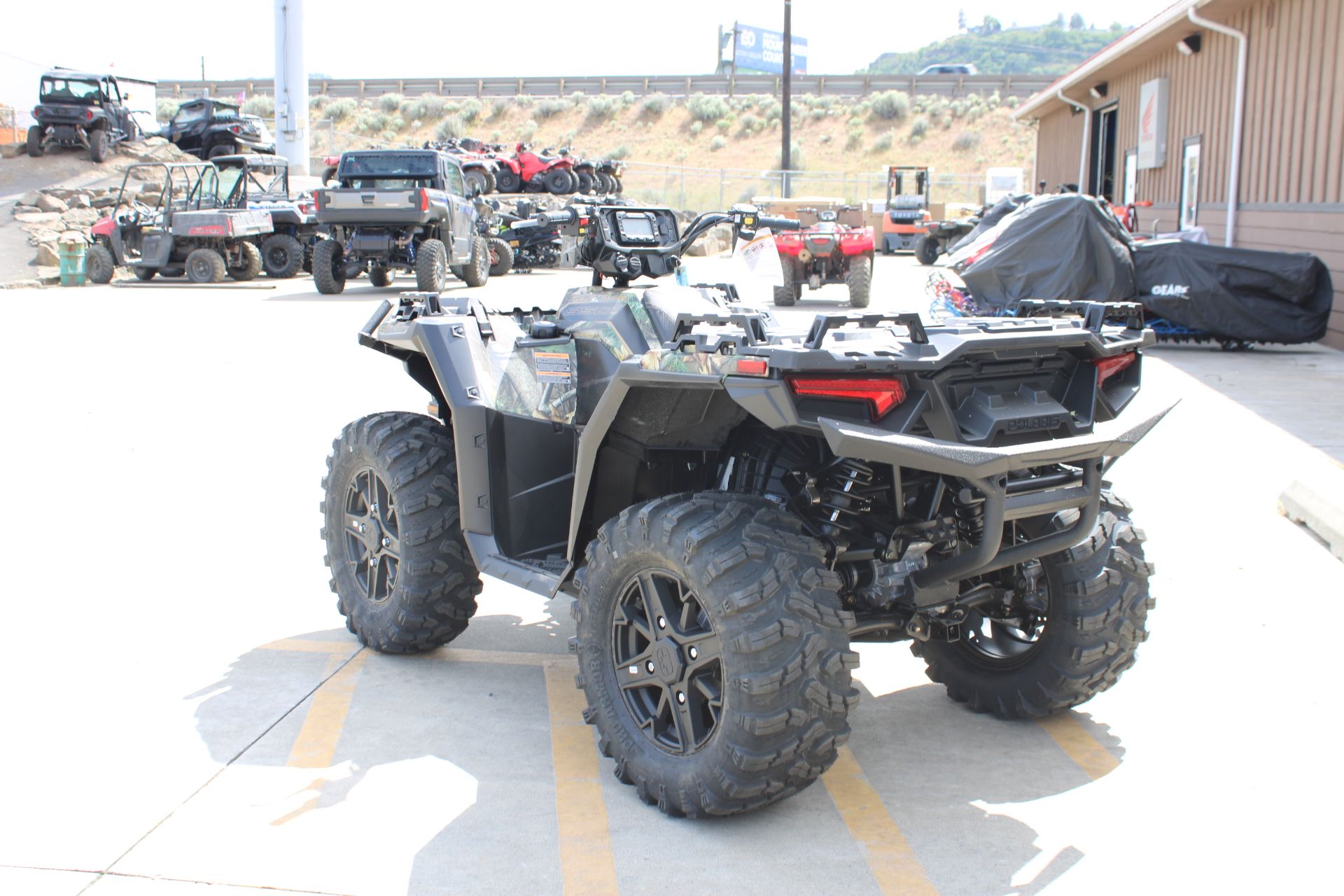 2025 Polaris Sportsman 850 Trail in The Dalles, Oregon - Photo 7
