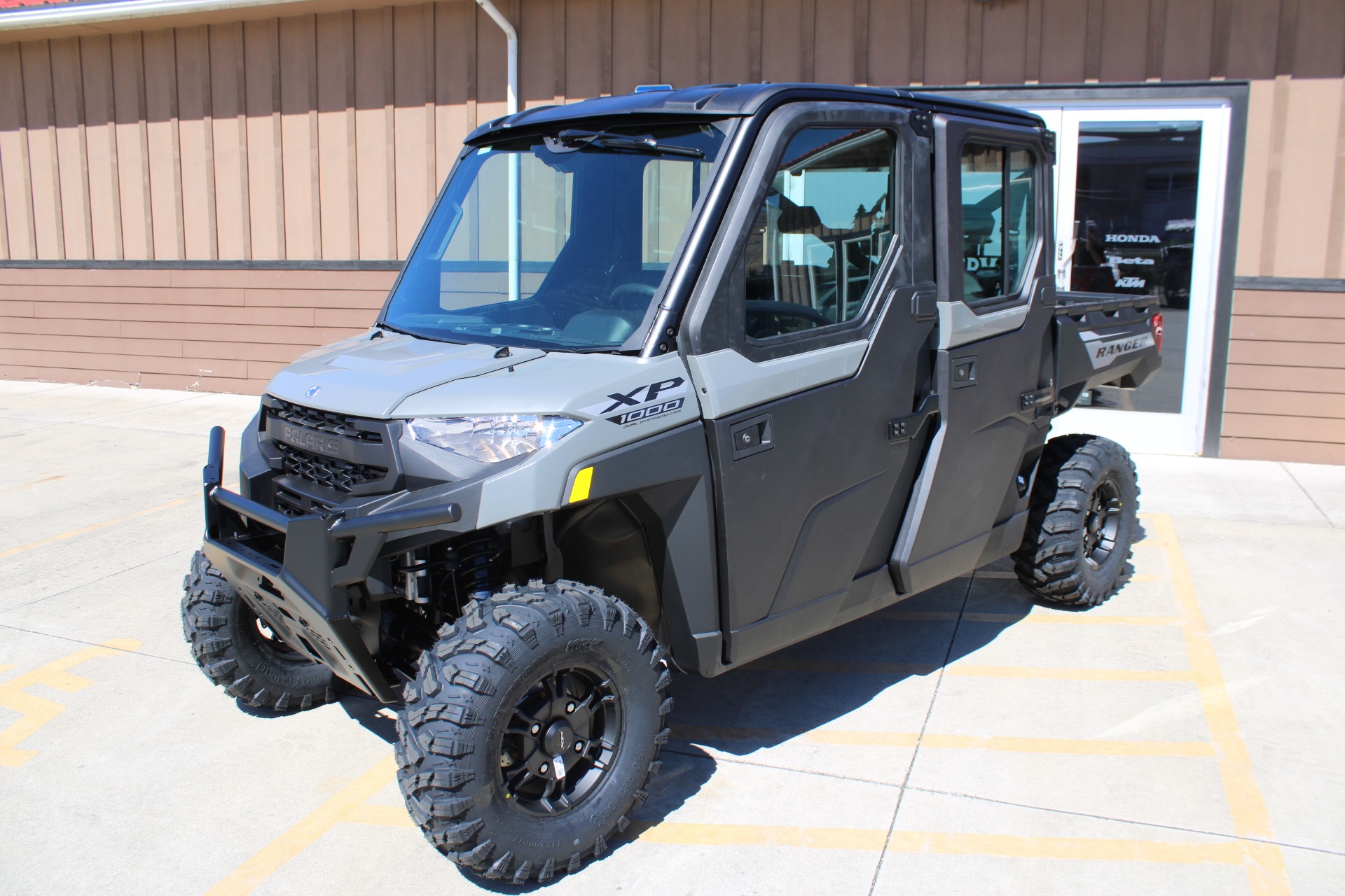 2027 Ranger Crew XP 1000 Cab