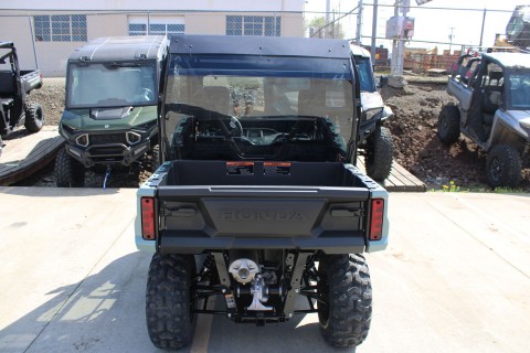 2026 Honda Pioneer 520 in The Dalles, Oregon - Photo 6