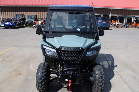 2026 Honda Pioneer 520 in The Dalles, Oregon - Photo 2