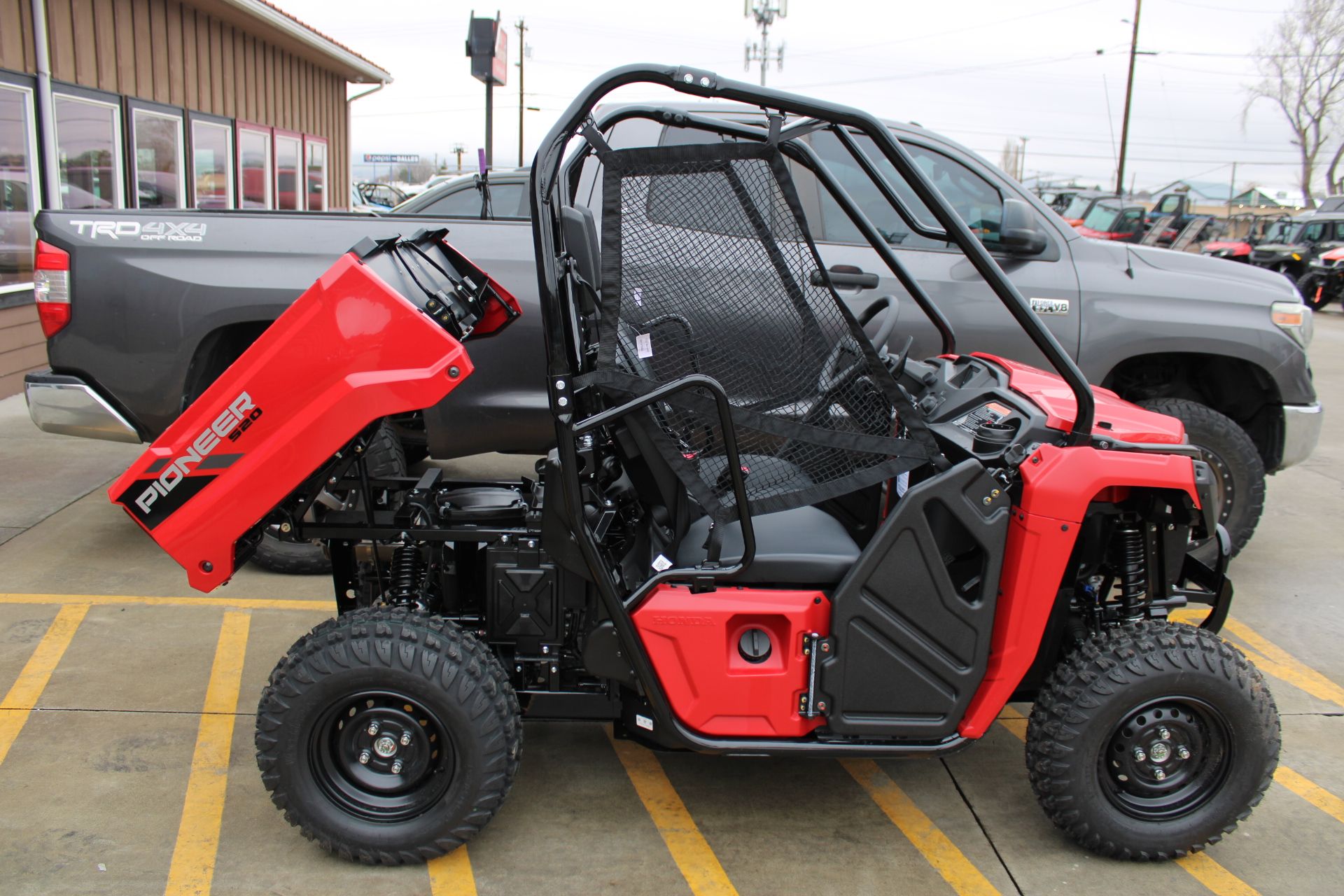 2026 Honda Pioneer 520 in The Dalles, Oregon - Photo 10