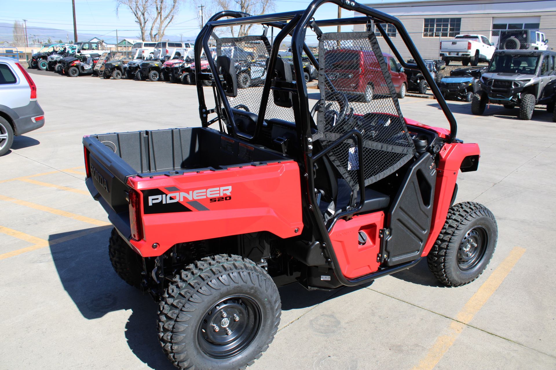 2026 Honda Pioneer 520 in The Dalles, Oregon - Photo 12