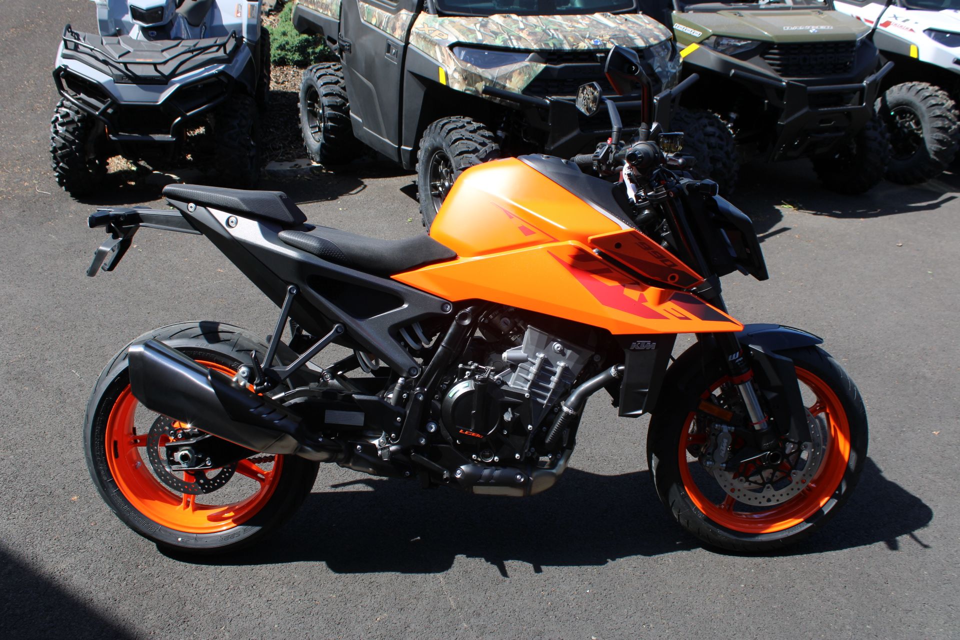 2024 KTM 990 Duke in The Dalles, Oregon - Photo 4