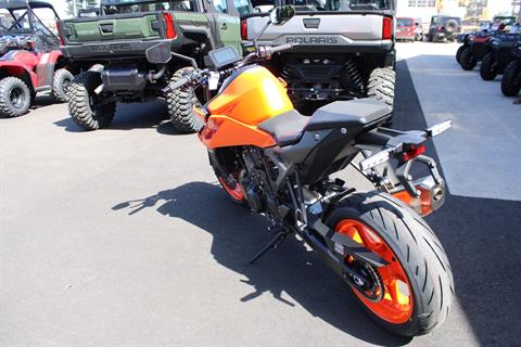 2024 KTM 990 Duke in The Dalles, Oregon - Photo 5