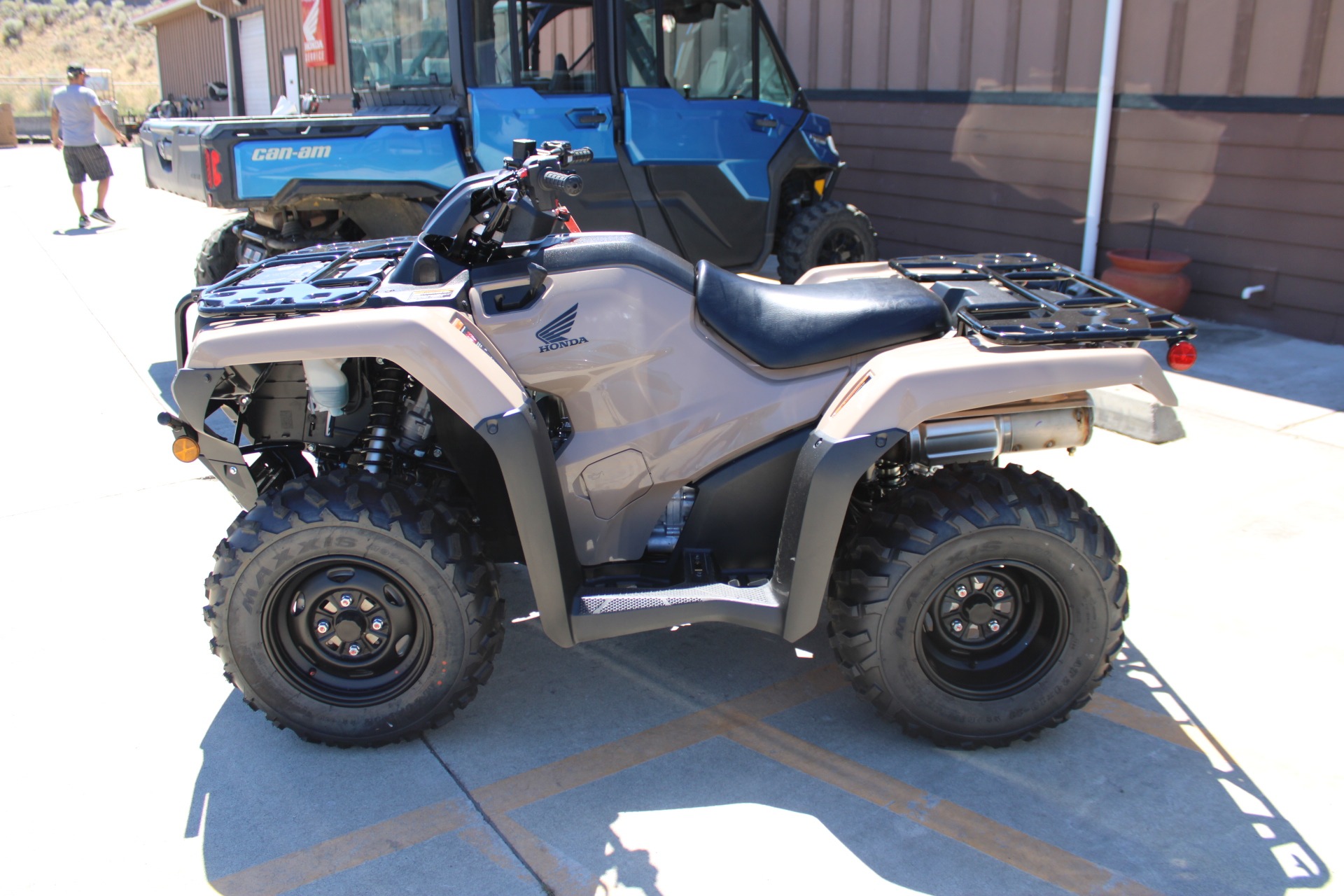 2027 Honda FourTrax Rancher 4x4 Automatic DCT EPS in The Dalles, Oregon - Photo 8