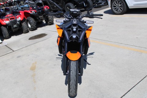 2026 KTM 990 Duke in The Dalles, Oregon - Photo 2