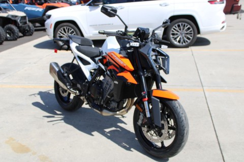 2026 KTM 990 Duke in The Dalles, Oregon - Photo 1