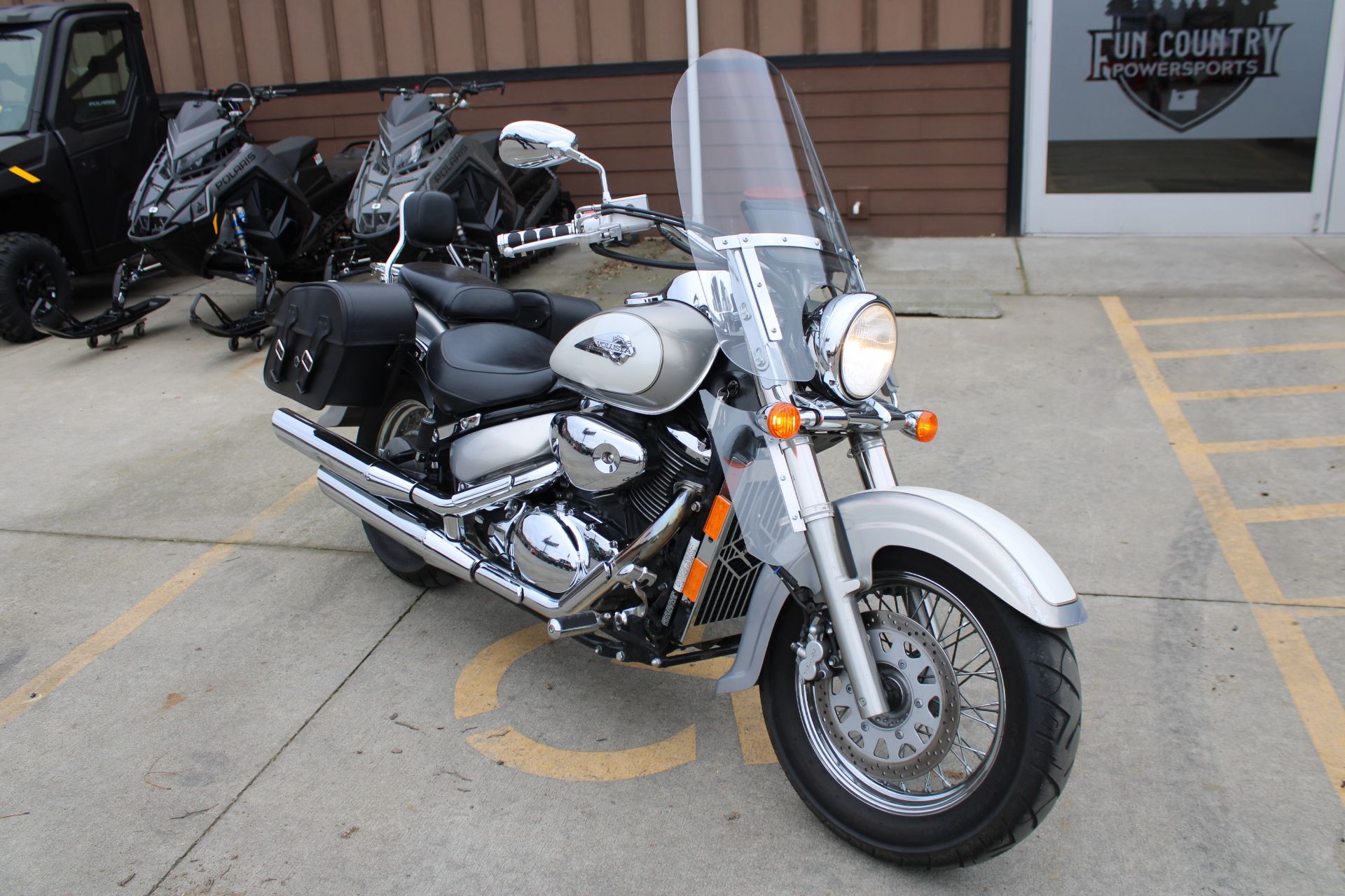 2004 Suzuki Intruder Volusia 800 in The Dalles, Oregon - Photo 1