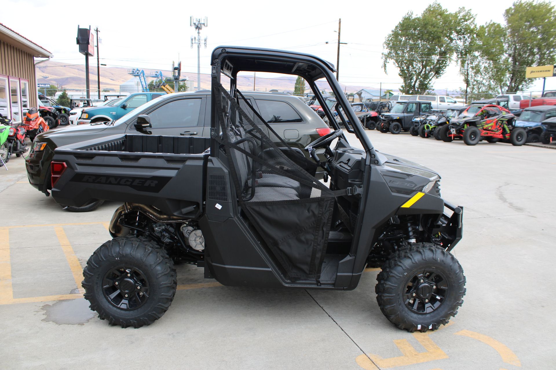 2026 Polaris Ranger 1000 Premium in The Dalles, Oregon - Photo 4
