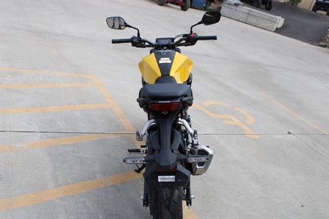 2025 Honda CB300R ABS in The Dalles, Oregon - Photo 6