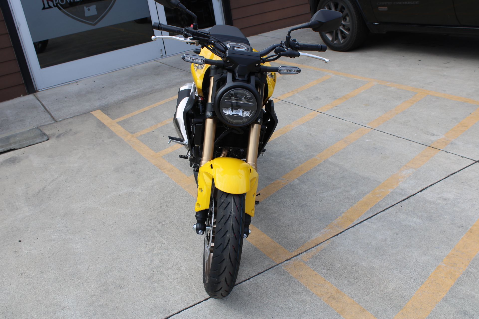 2025 Honda CB300R ABS in The Dalles, Oregon - Photo 2