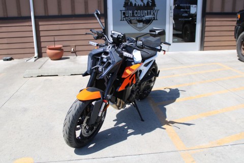 2027 KTM 990 Duke in The Dalles, Oregon - Photo 3
