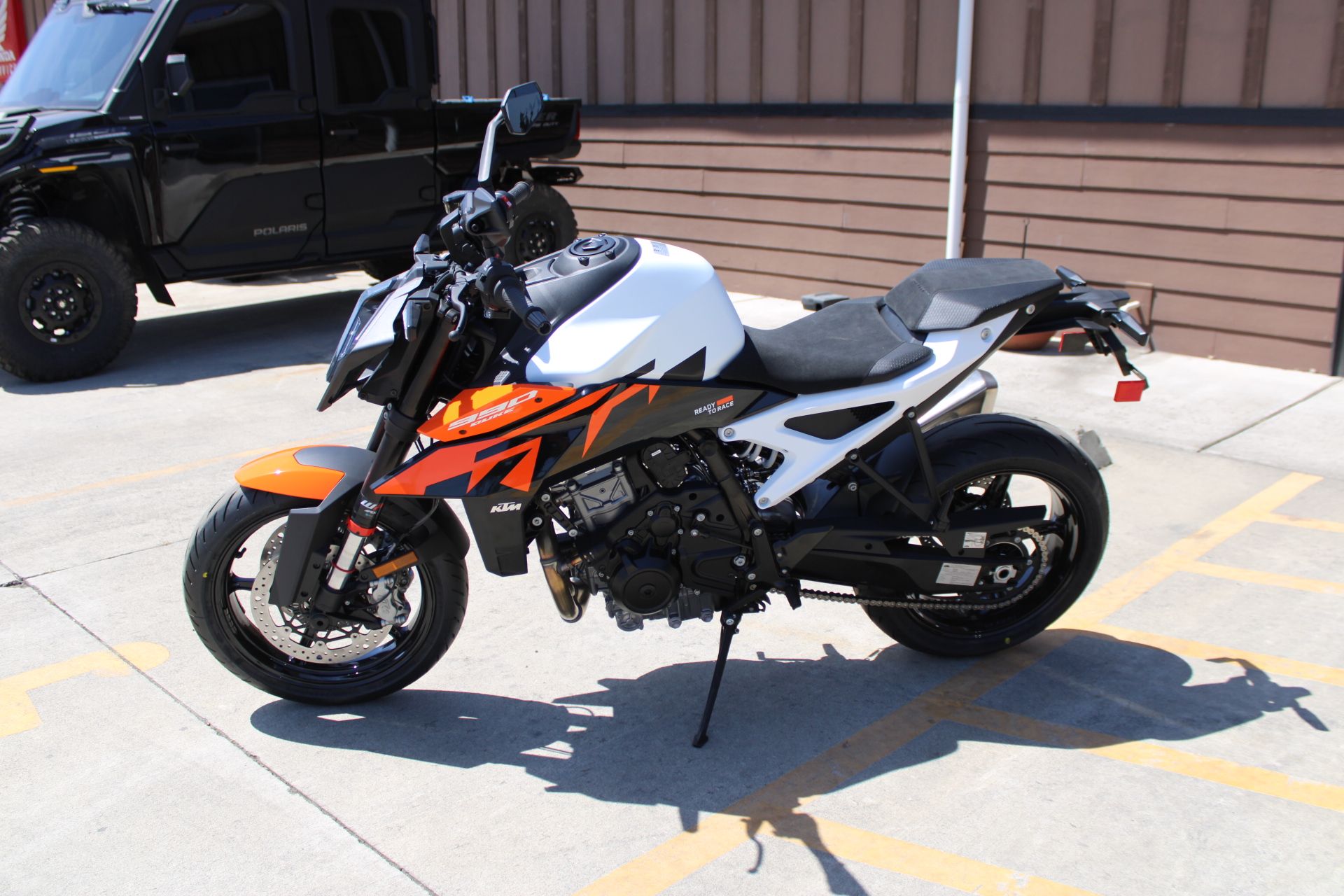 2027 KTM 990 Duke in The Dalles, Oregon - Photo 8
