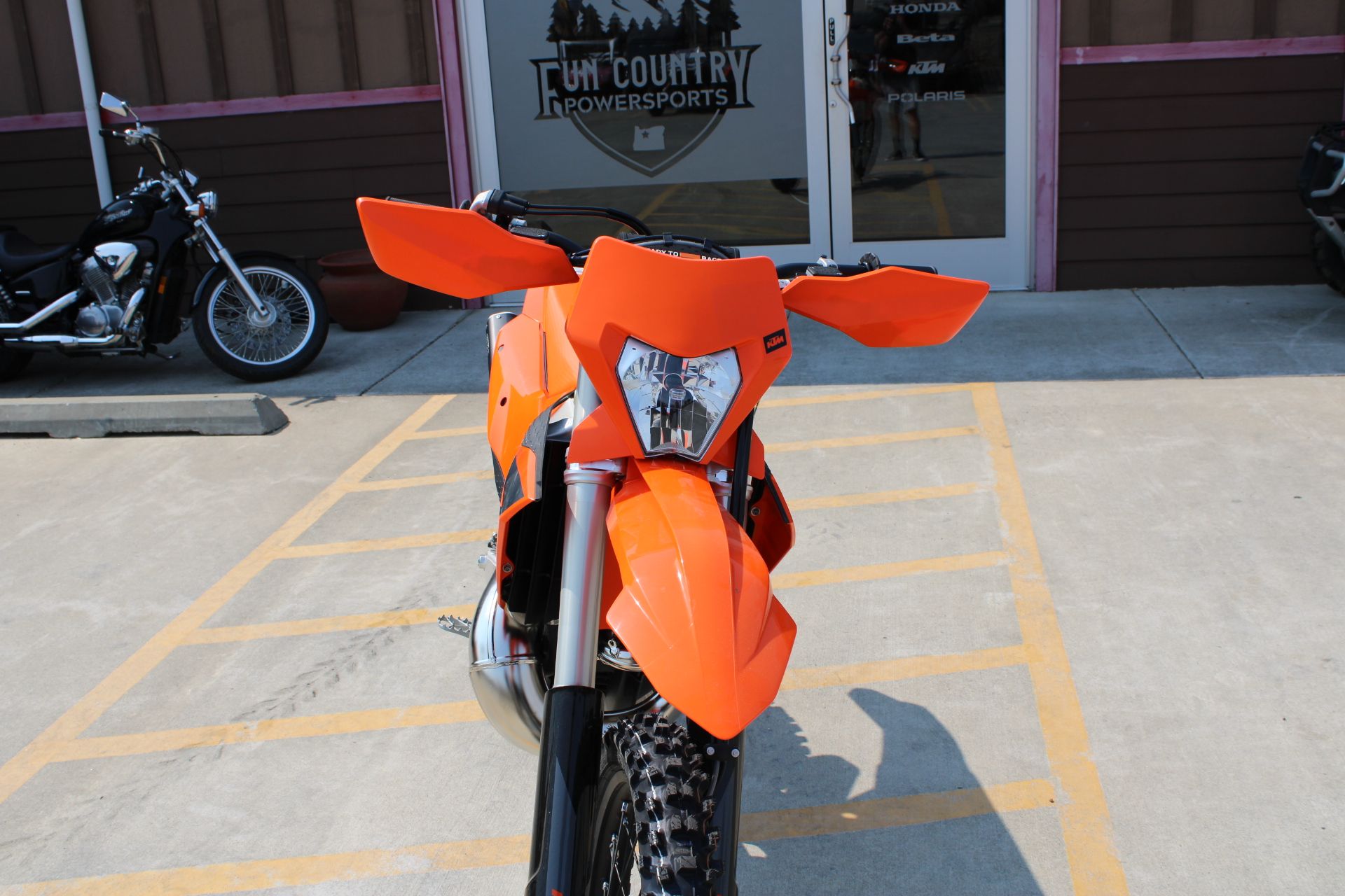 2025 KTM 250 XC-W in The Dalles, Oregon - Photo 2