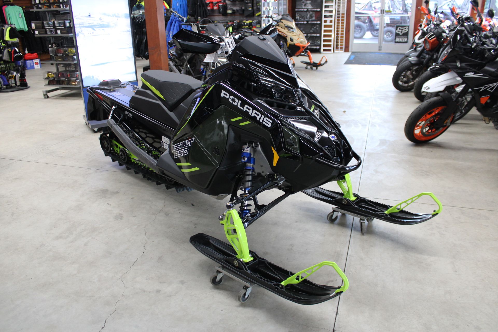 2026 Polaris 850 Switchback Assault 146 - Escape IFS 1.6 SC ES in The Dalles, Oregon - Photo 3