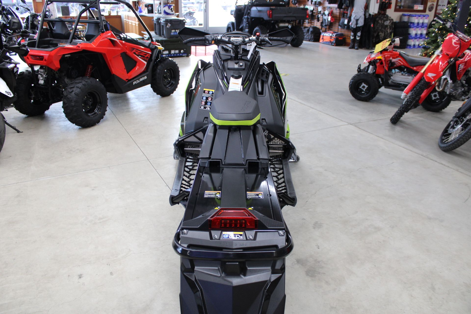 2026 Polaris 850 Switchback Assault 146 - Escape IFS 1.6 SC ES in The Dalles, Oregon - Photo 6