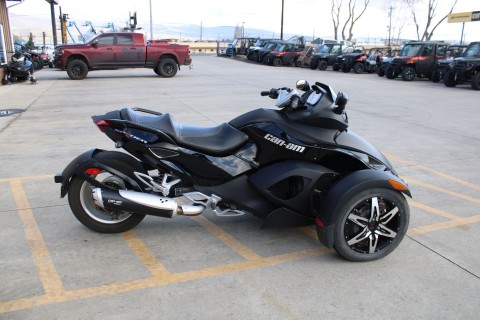 2009 Can-Am Spyder™ GS Roadster with SM5 Transmission (manual) in The Dalles, Oregon - Photo 4