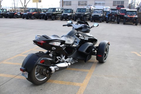 2009 Can-Am Spyder™ GS Roadster with SM5 Transmission (manual) in The Dalles, Oregon - Photo 5