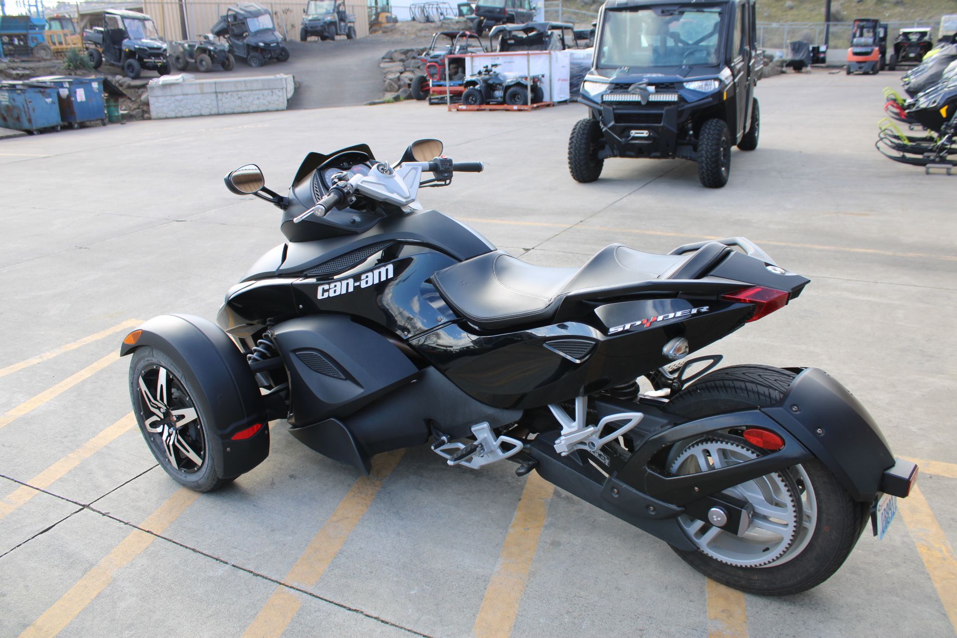 2009 Can-Am Spyder™ GS Roadster with SM5 Transmission (manual) in The Dalles, Oregon - Photo 7