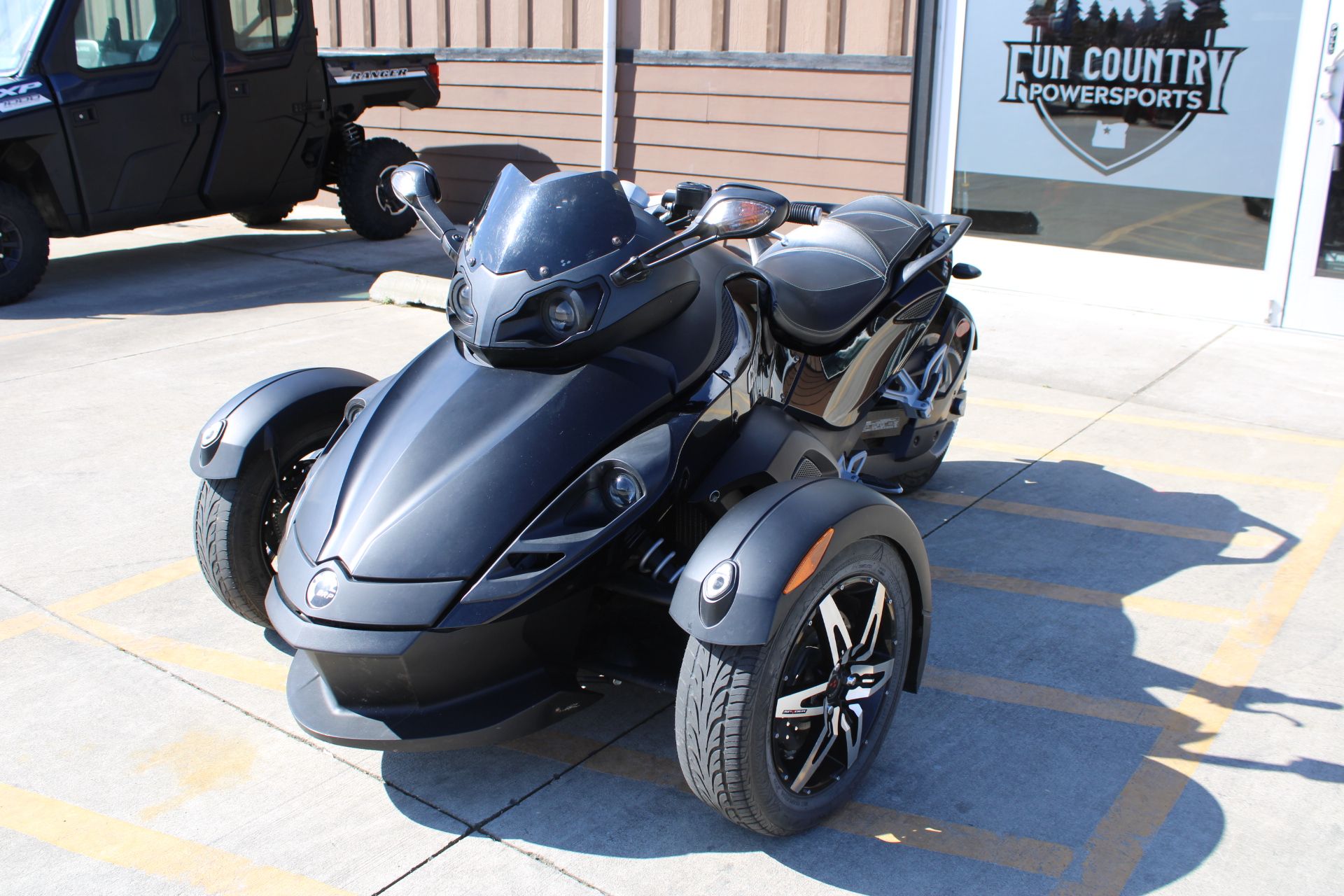 2009 Can-Am Spyder™ GS Roadster with SM5 Transmission (manual) in The Dalles, Oregon - Photo 3
