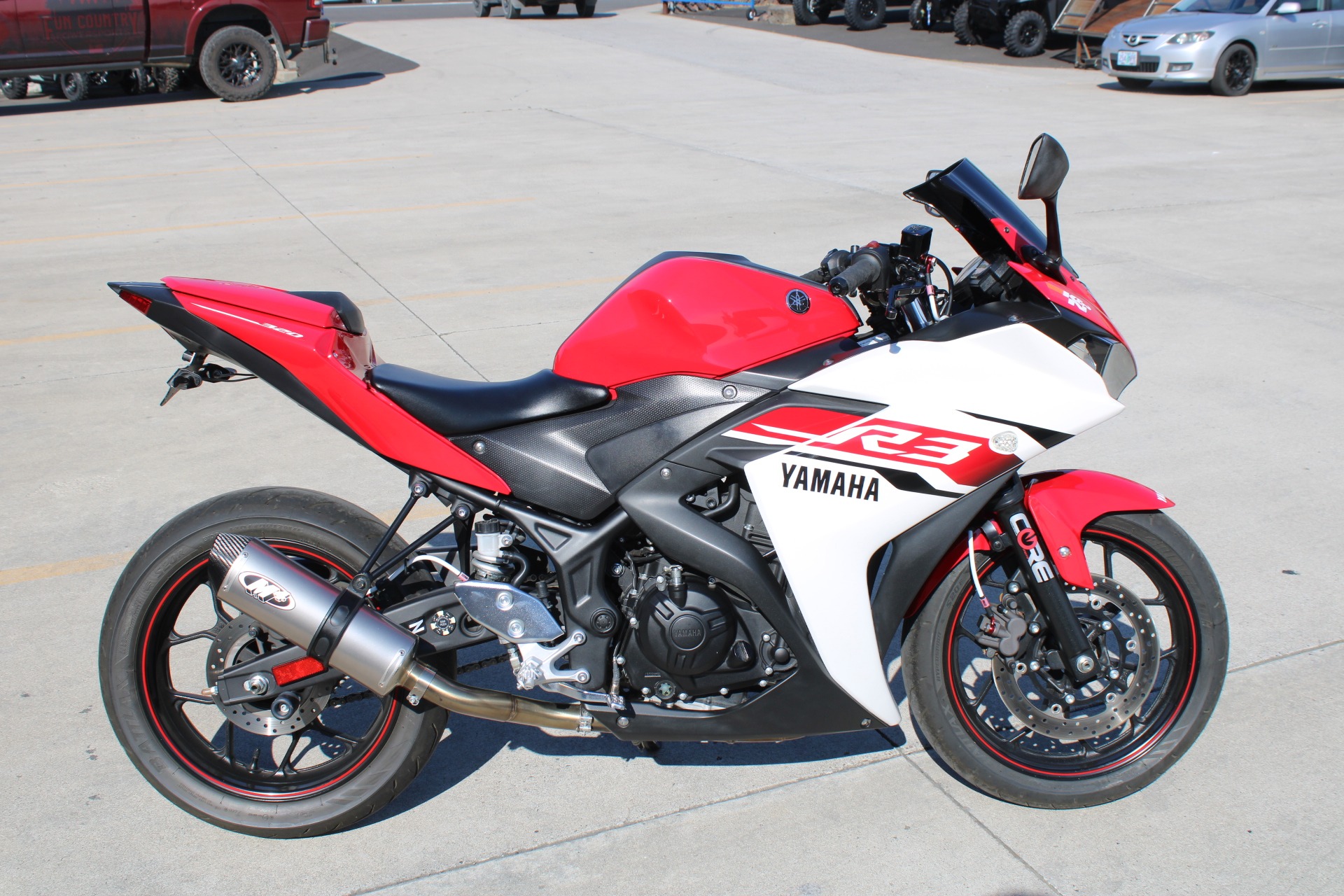 2015 Yamaha YZF-R3 3
