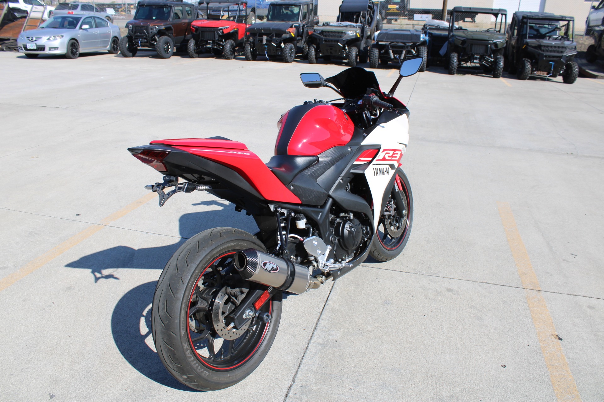 2015 Yamaha YZF-R3 4
