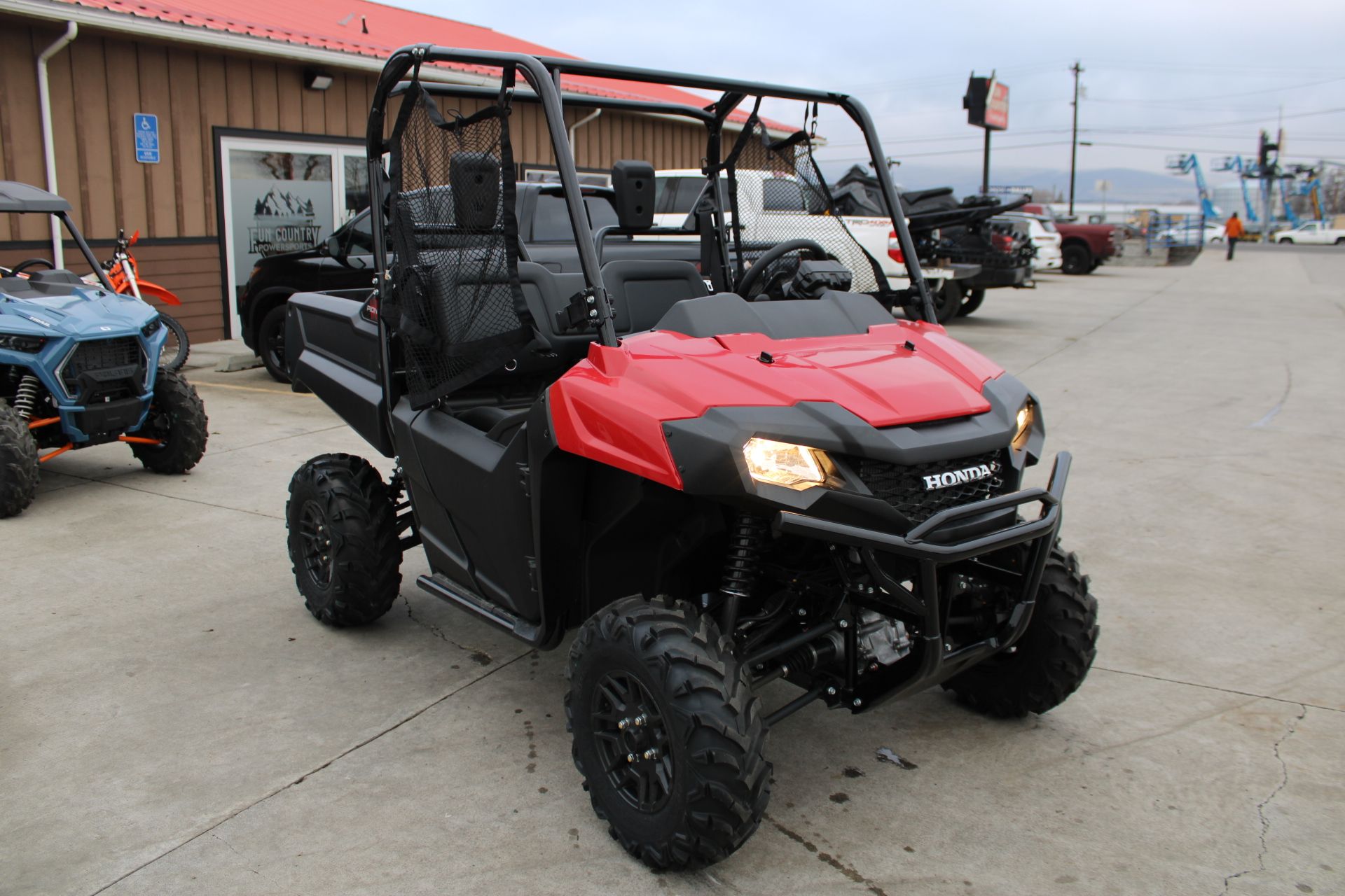 2026 Honda Pioneer 700 Deluxe in The Dalles, Oregon - Photo 1