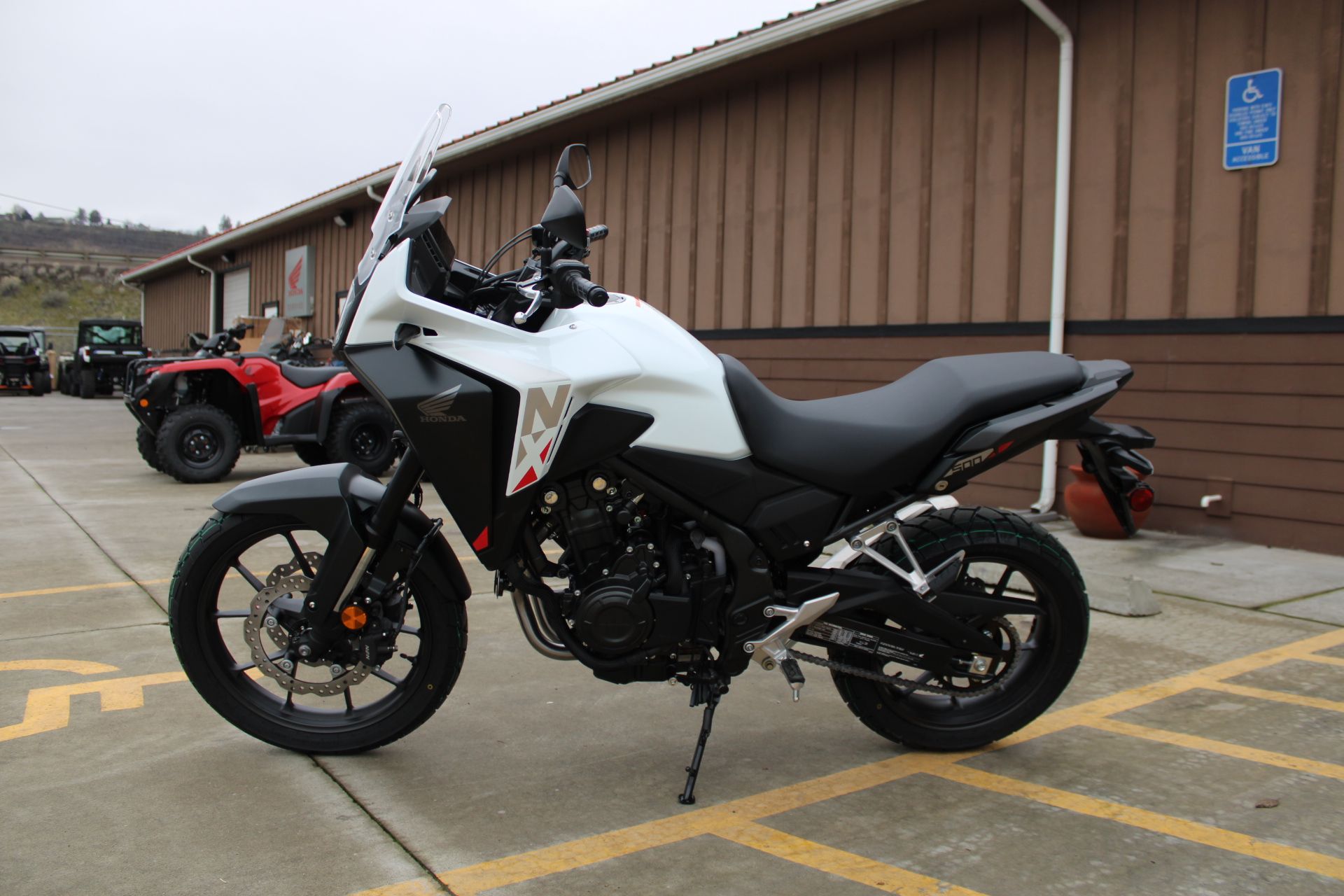 2025 Honda NX500 in The Dalles, Oregon - Photo 4
