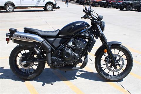 2025 Honda SCL500 in The Dalles, Oregon - Photo 6