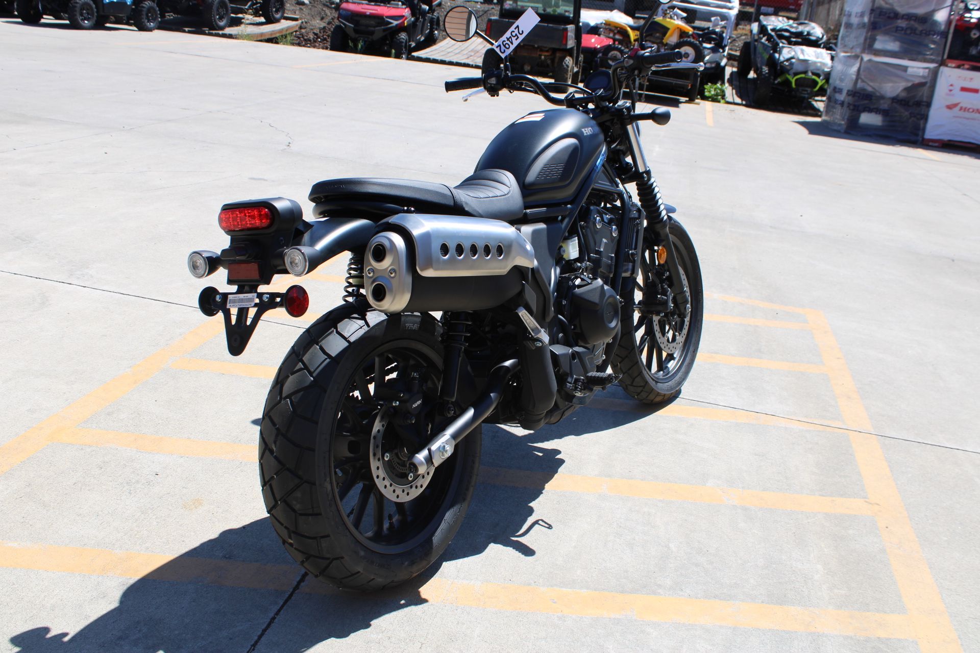 2025 Honda SCL500 in The Dalles, Oregon - Photo 7