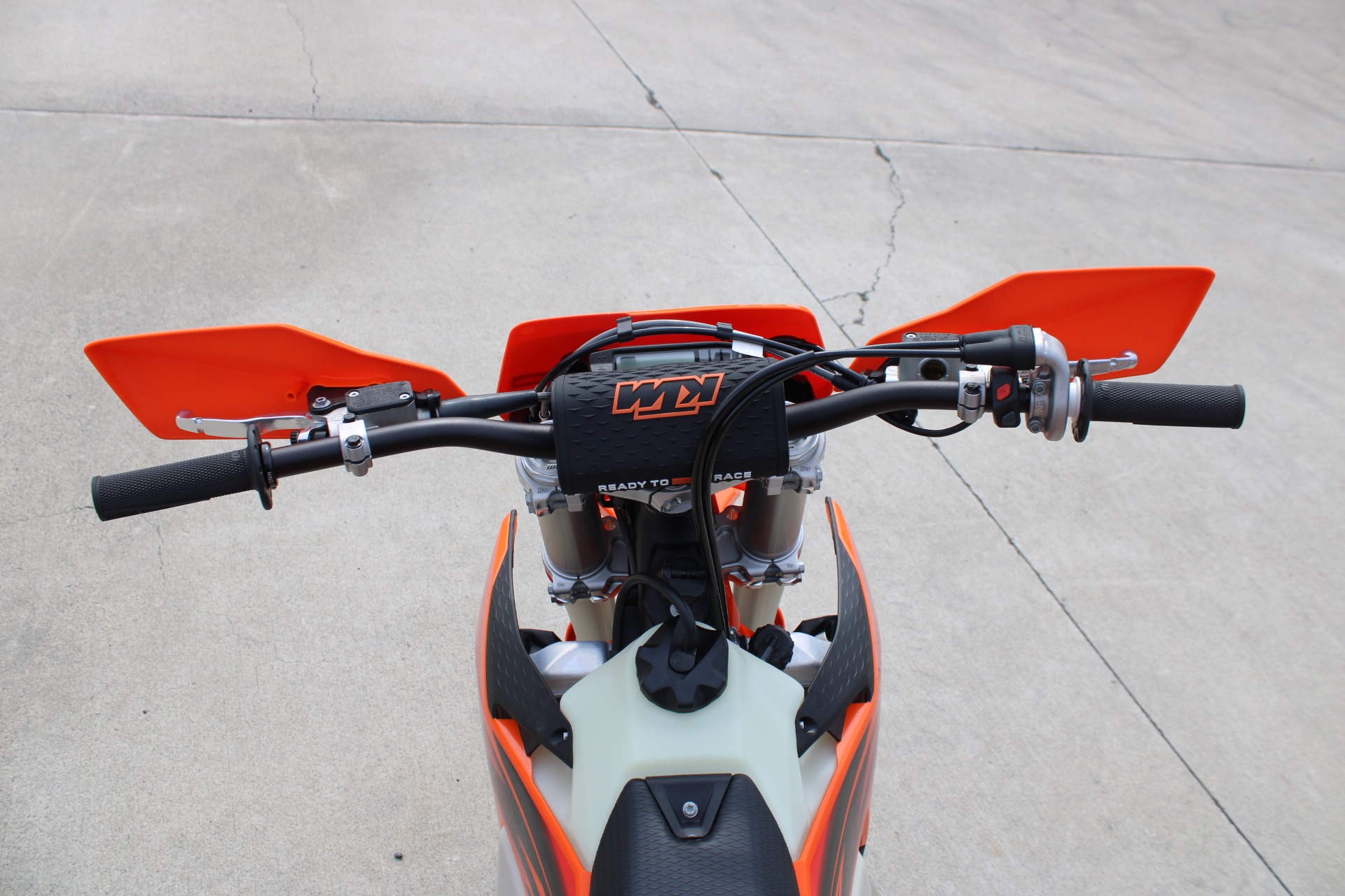 2027 KTM 300 XC-W 9