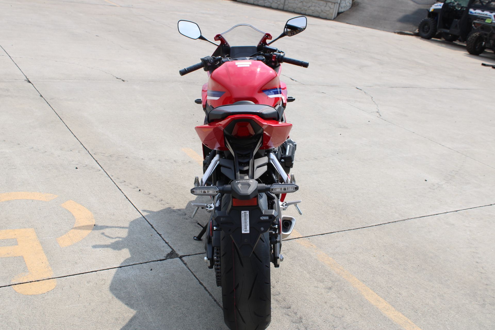 2025 Honda CBR650R E-Clutch in The Dalles, Oregon - Photo 10