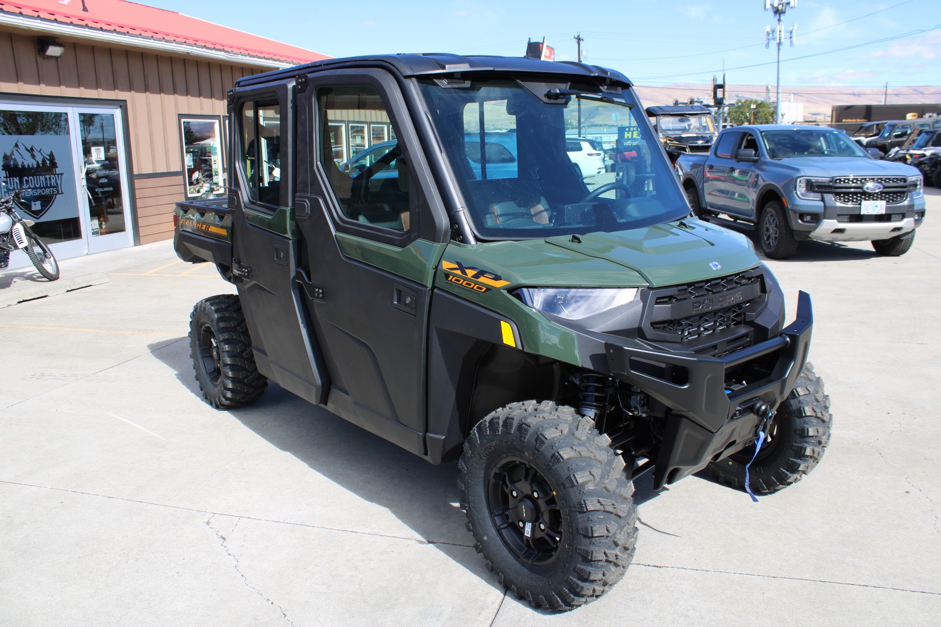 2027 Polaris Ranger Crew XP 1000 NorthStar Ultimate 1