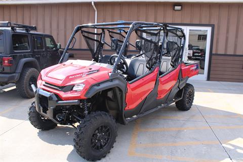 2025 Honda Pioneer 1000-6 Deluxe Crew in The Dalles, Oregon - Photo 3