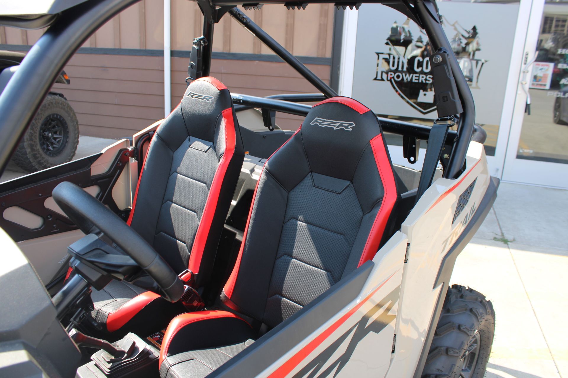 2025 Polaris RZR Trail Ultimate in The Dalles, Oregon - Photo 10