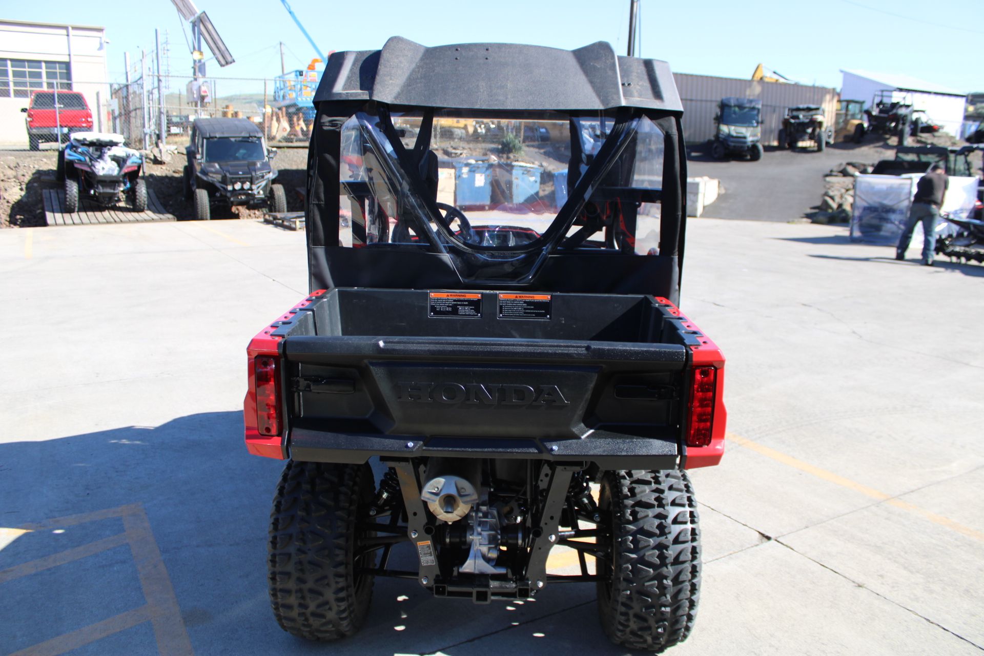 2025 Honda Pioneer 520 in The Dalles, Oregon - Photo 6