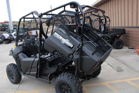2026 Honda Pioneer 700-4 Deluxe in The Dalles, Oregon - Photo 9