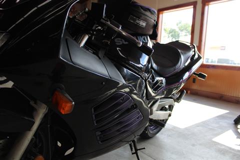 1994 Suzuki RF900R in The Dalles, Oregon - Photo 9