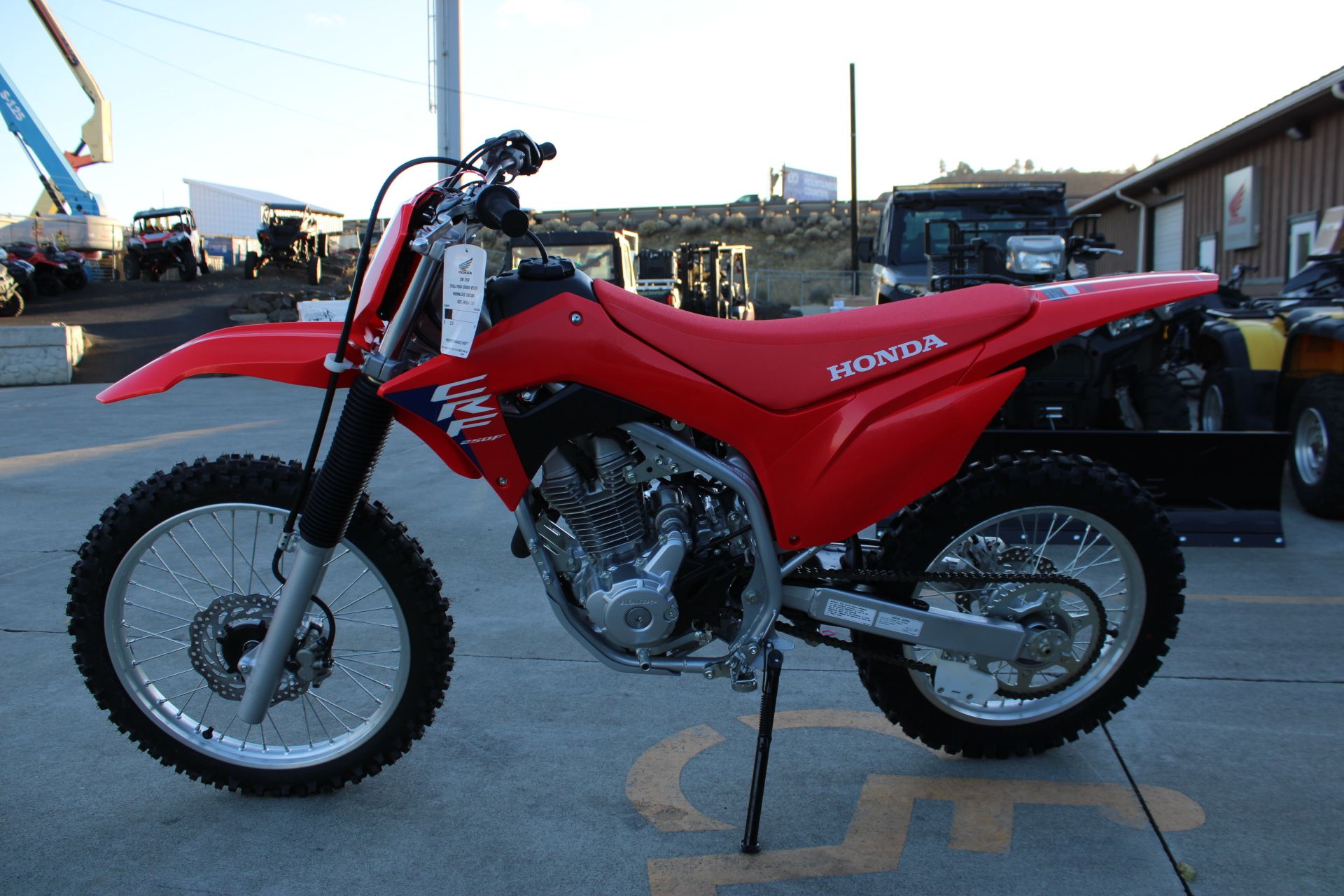 2025 Honda CRF250F in The Dalles, Oregon - Photo 5