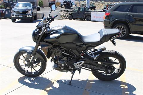 2025 Honda CB300R ABS in The Dalles, Oregon - Photo 8