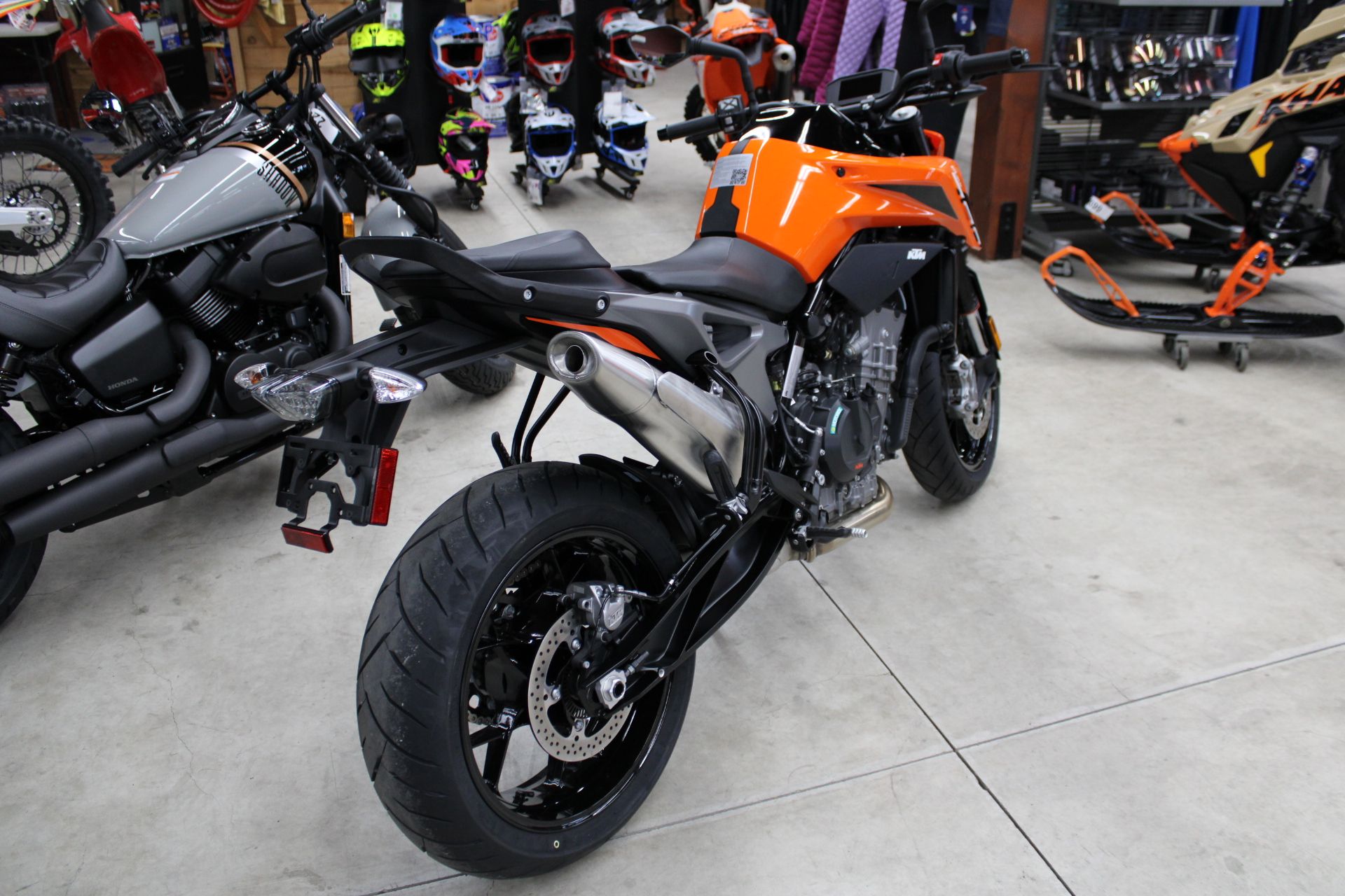 2024 KTM 790 Duke in The Dalles, Oregon - Photo 4